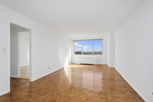 Photo - 3333 Henry Hudson Pkwy Condo Unit 22C
