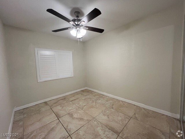 Building Photo - 1635 Lewis Ave Rental