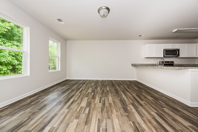 Photo - 145 Cold Creek Pkwy