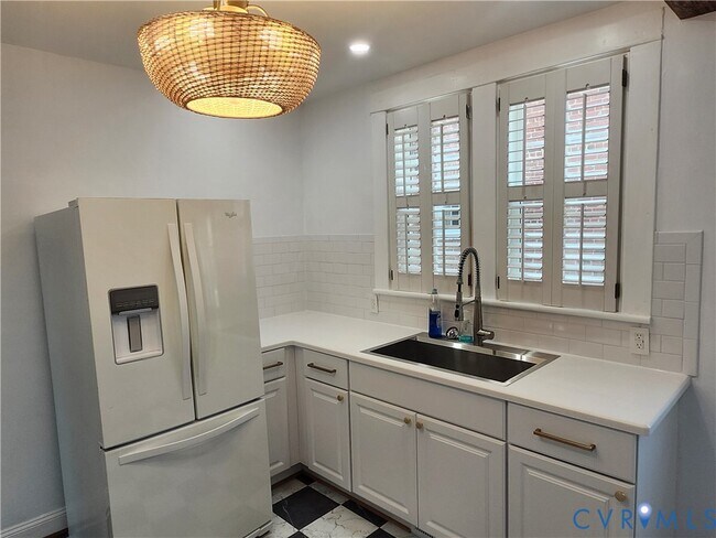 Photo - 4810 Grove Ave Unit A