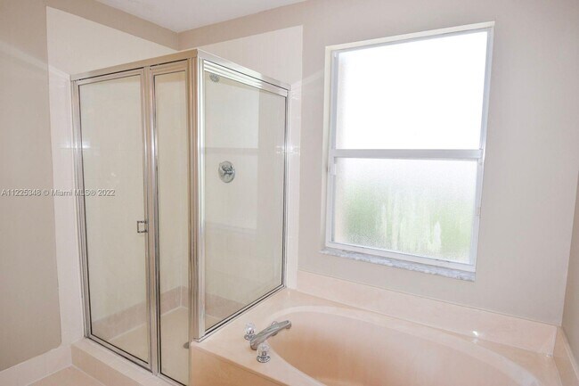 Photo - 16363 SW 47th Ct