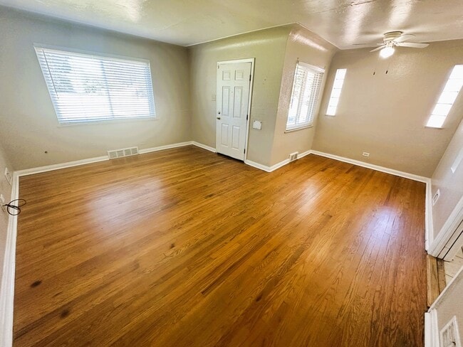Photo - 3 Bed 1 Bath Ranch in North Park Hill! (Av...