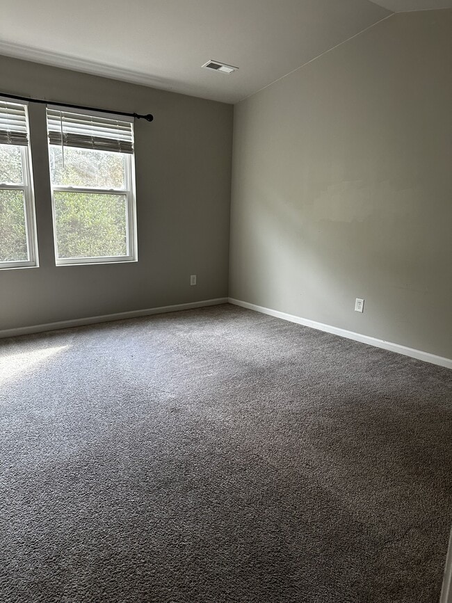Photo - 1460 Cypress Loop