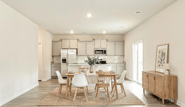 938 Hayston Wy