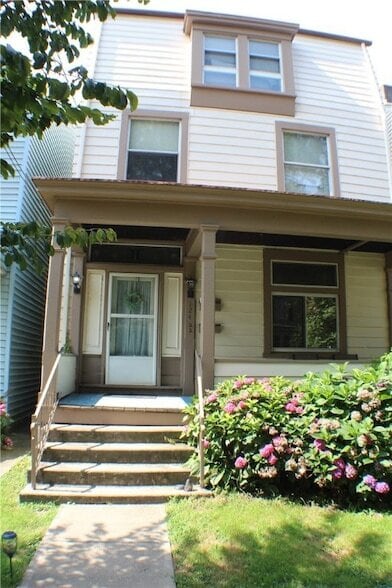 Building Photo - 124 3rd St Unit 1 Rental