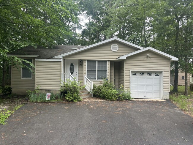 Building Photo - 71 Bramblewood Dr Rental