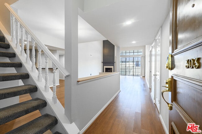 Photo - 11667 Gorham Ave Unidad 303