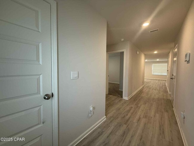 Photo - 6621 Slabinski Ln