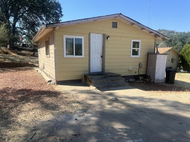 Photo - 5260 CA-49