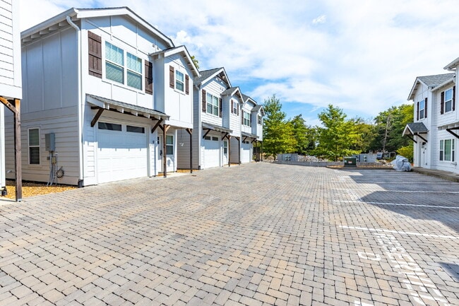 Photo - Convenient Nashville Rental Near Percy Pri... Unit #8