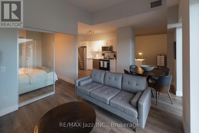 Photo - 80 Bond St E Unit 1601