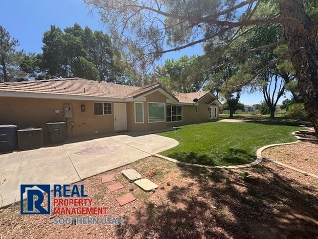 Photo - Hurricane Home on Large Lot