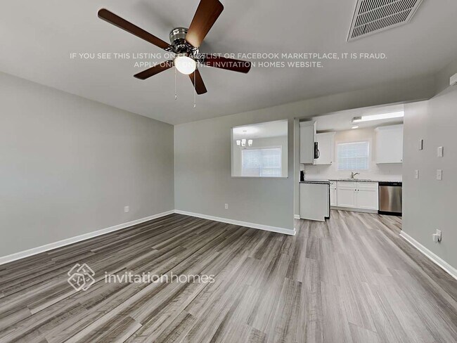 Photo - 4330 Portico Ln