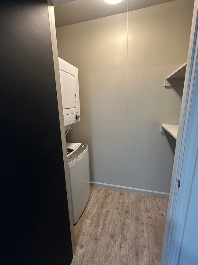 Photo - 1905 W Nettleton Ave Unidad 1905 A