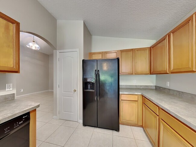 Photo - 12806 Sophiamarie Loop