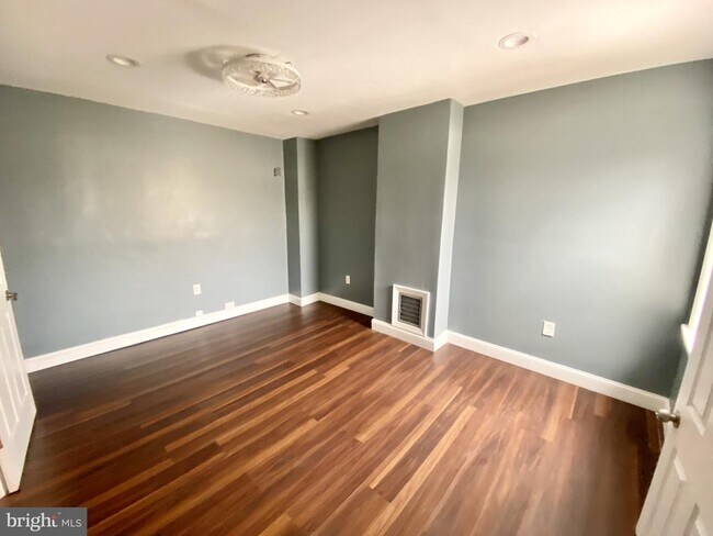 Photo - 34 Southard St