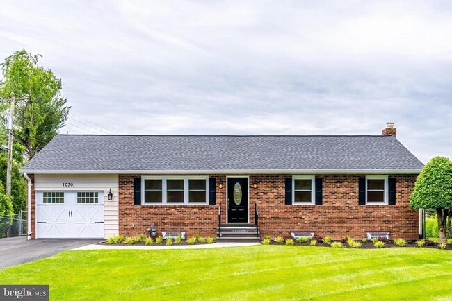 Photo - 10301 Colvin Run Rd House