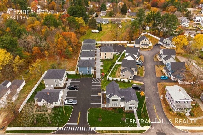 Building Photo - 1 Orchard St Unit 2