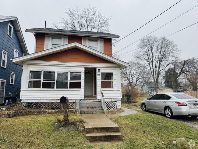 Building Photo - 1828 Ohio Ave NE Rental