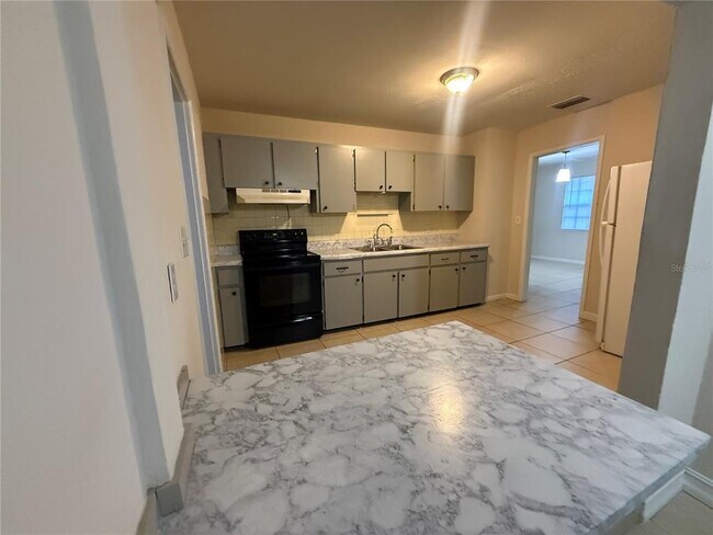 Photo - 3619 S Hesperides St