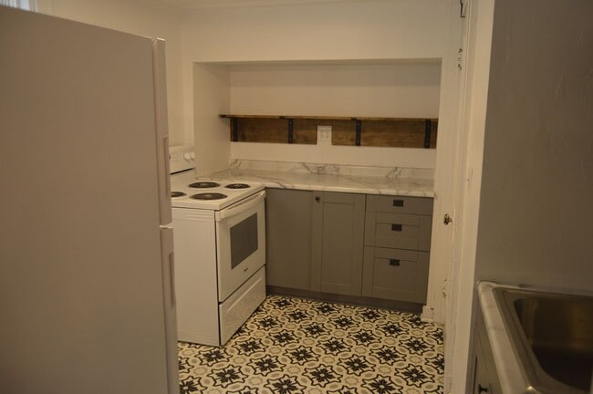 Photo - 3 Bedroom, 1.5 Bath House for Rent