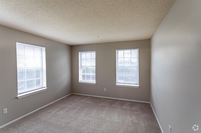 1BR,1BA - Lilac - 716SF