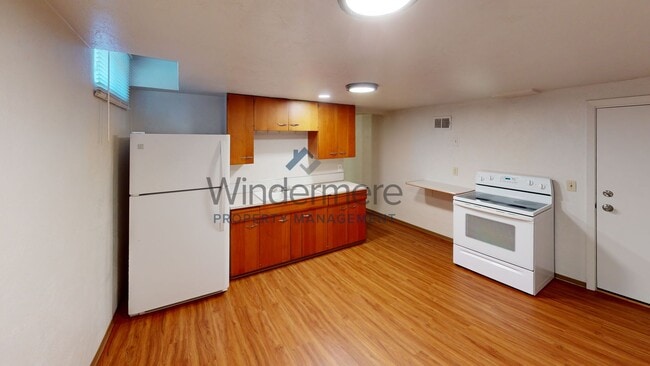 Photo - poplar240 Unit 3