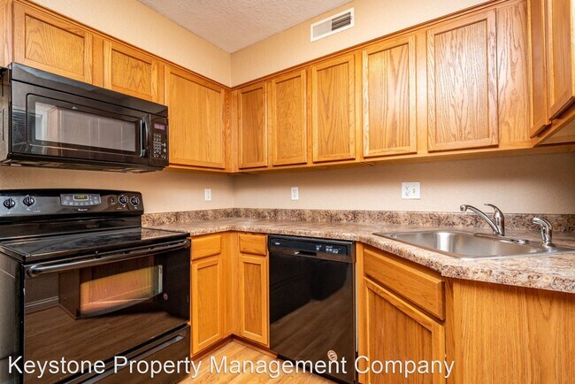 Photo - 2 br, 1 bath House - 401 Grandview Court