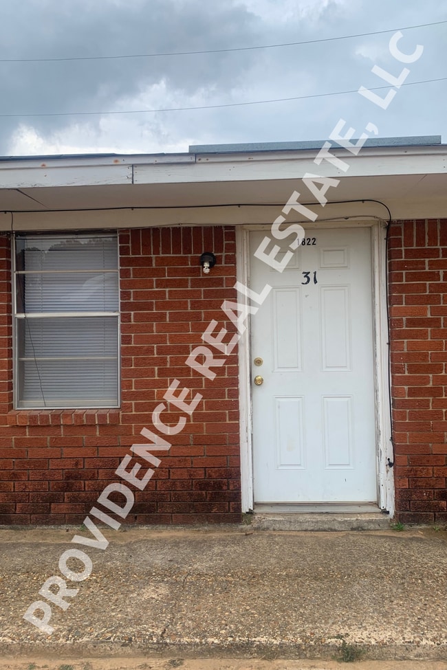 Building Photo - 1822 Indiana Ave Rental