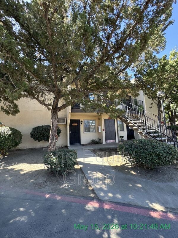 Photo - 1426 W Elowin Ave