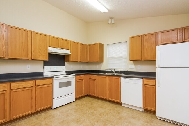 Photo - 1028 Jordans Pond Ln