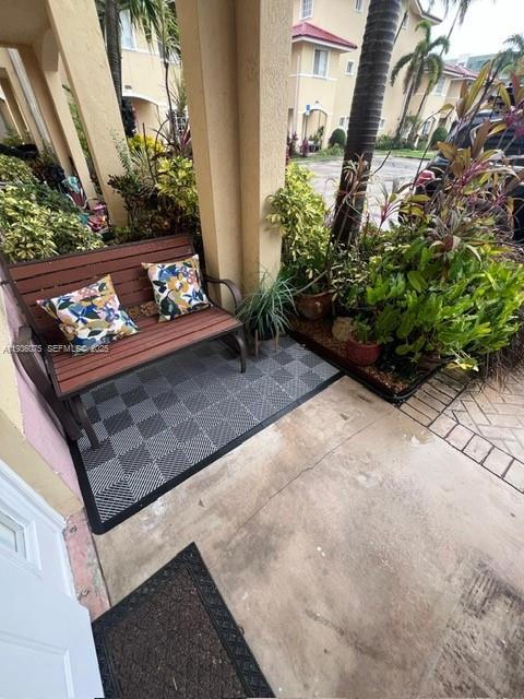 Photo - 2098 NE 167th St