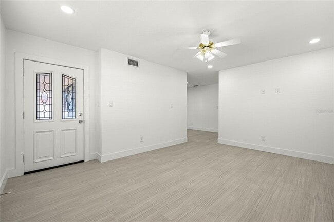 Photo - 3114 W Tampa Bay Blvd