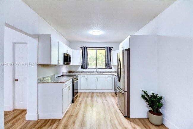 Photo - 2126 NW 3rd St