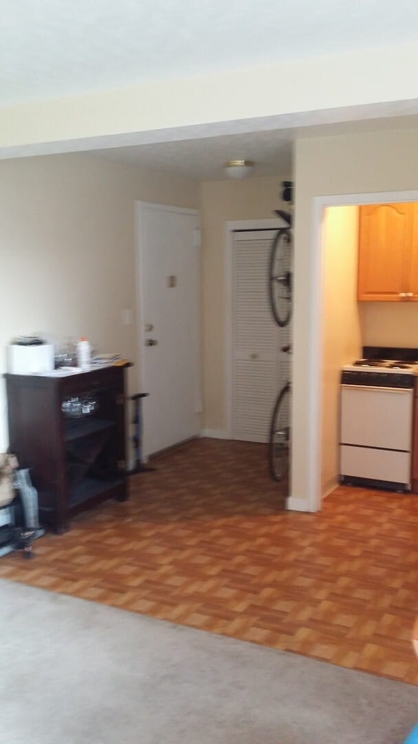 Photo - 1 BDRM APARTMENT FOR RENT.