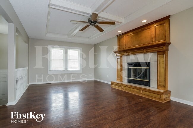 Photo - 709 E 16th St