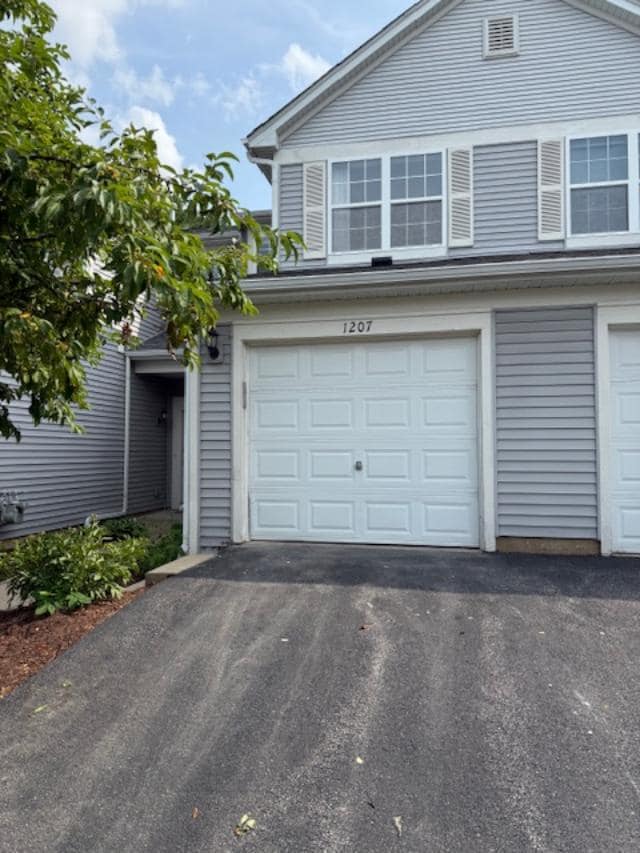 Building Photo - 1207 Brookdale Dr Rental