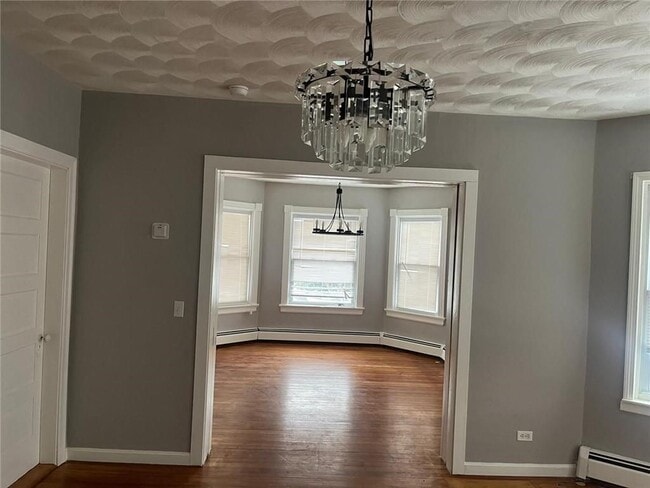 Building Photo - 60 Dover St