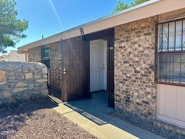 Photo - 11450 Sundrop Ct