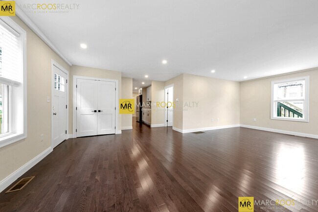 Photo - 73 Lexington St Unit #1