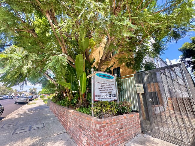 Building Photo - 1444 Centinela Ave Unit 6 Rental