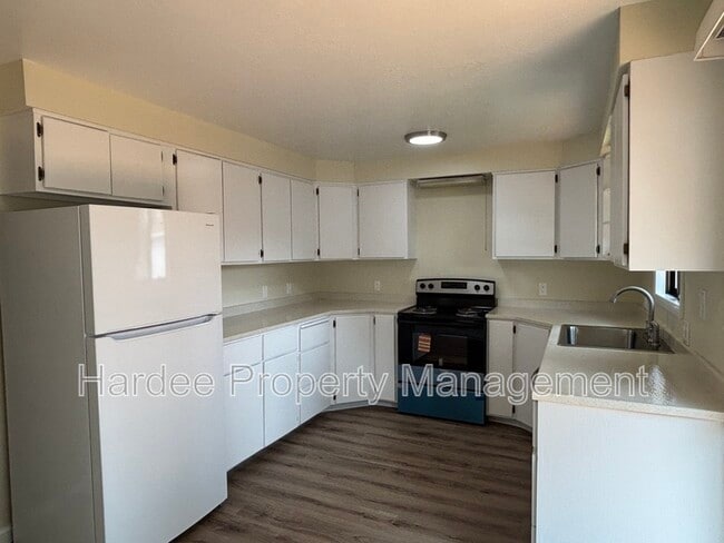 Photo - 2106 N 33rd St