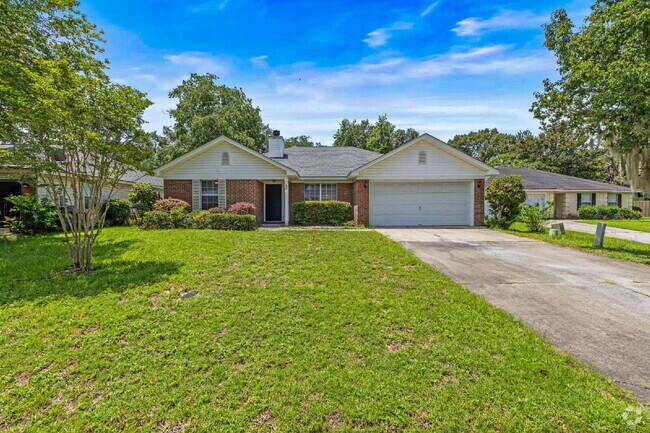 Building Photo - Charming All-Brick Home with Garage & Cove...
