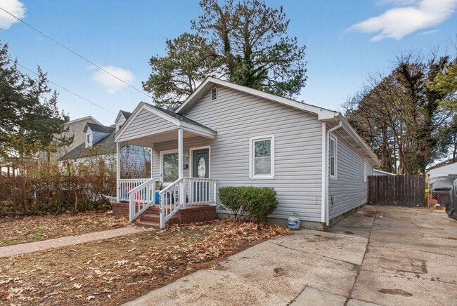 Photo - 2210 Pearl St