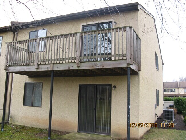 Photo - 2015 Jason Dr Unit Justa Farm Villas