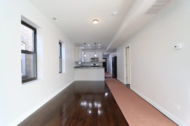 Photo - 3120 W Eastwood Ave Unit 2