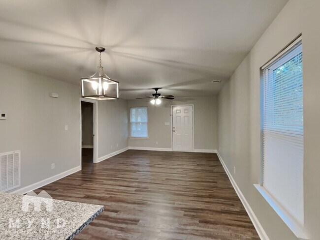 Photo - 3114 6th Ave N