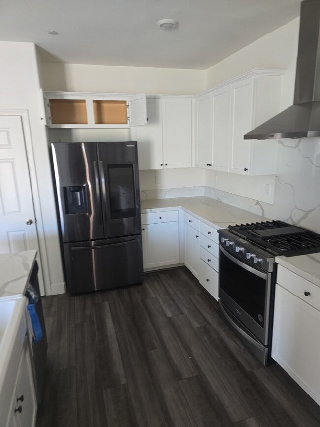Photo - 644 Belmont Dr