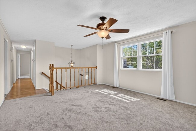 Photo - 2806 Logway Rd