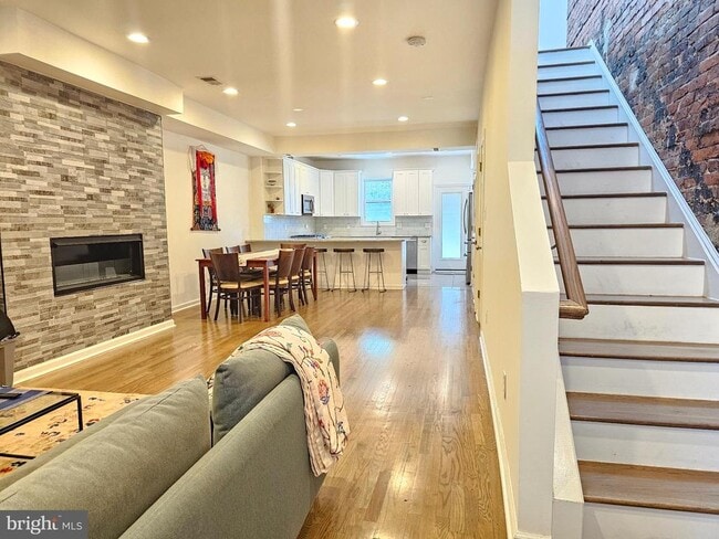 Photo - 1311 S St SE